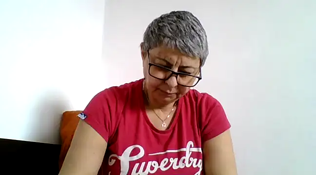 Snapshot of roseblak42 chatting on 03/17/25, 09:44 roseblak42 online show from 03/17/25, 09:44