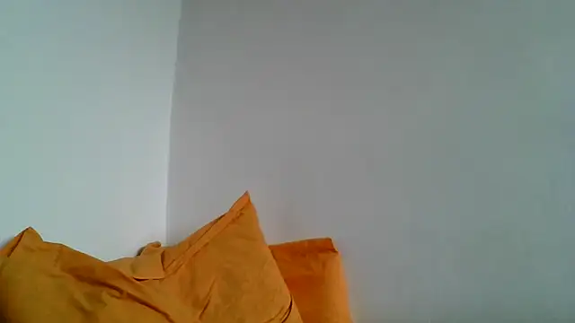 Snapshot of roseblak42 chatting on 05/17/26, 10:22 roseblak42 online show from 05/17/26, 10:22