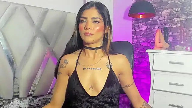 Snapshot of Trinna_harperr chatting on 01/16/25, 09:05 Trinna harperr online show from 01/16/25, 09:05