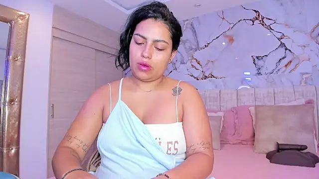 kiana cream online show from 11/29/25, 11:35