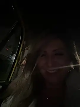  Abril-Office1 online show from 01/17/25, 03:55