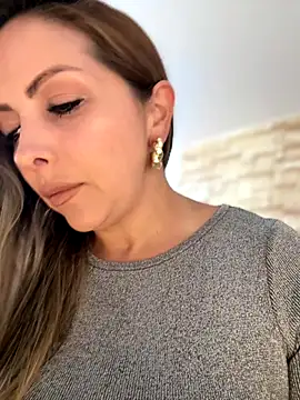  Abril-Office1 online show from 09/30/25, 03:06