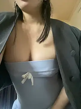 Ruby bear online show from 12/21/24, 05:03