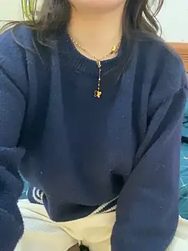 Ruby bear online show from 02/24/25, 01:10