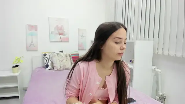 Tiny JuJu online show from 09/15/25, 01:27