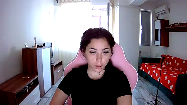 LovelyJulliette online show from 09/24/25, 02:20