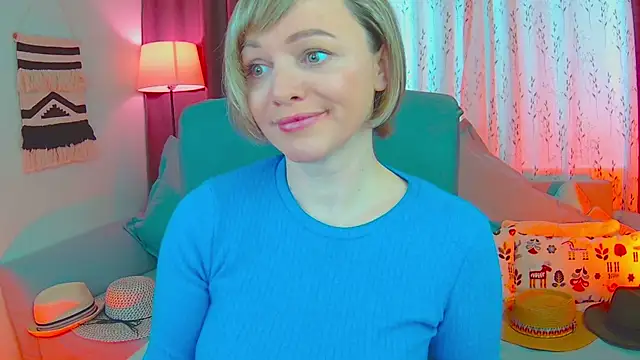 NandiSmile online show from 03/13/25, 10:26