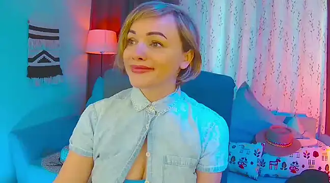 NandiSmile online show from 03/19/25, 07:07