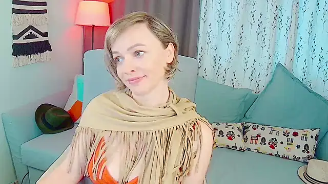 NandiSmile online show from 12/03/25, 08:56