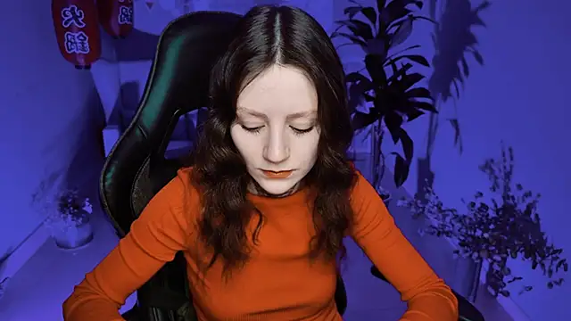 VeliraBraitberg online show from 02/22/25, 08:07