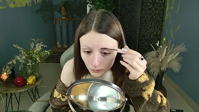 VeliraBraitberg online show from 09/17/25, 04:08