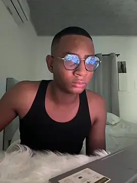 Snapshot of Arwens_bell08 chatting on 02/16/25, 04:09 Arwens bell08 online show from 02/16/25, 04:09