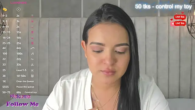 Snapshot of lea_gray chatting on 01/10/25, 06:38 lea gray online show from 01/10/25, 06:38