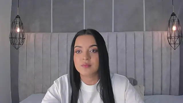 Snapshot of lea_gray chatting on 03/10/25, 07:29 lea gray online show from 03/10/25, 07:29