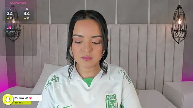 lea gray online show from 10/26/25, 05:08