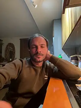 Adventurehotman online show from 12/01/24, 11:36