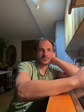 Adventurehotman online show from 03/08/25, 12:55