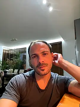 Adventurehotman online show from 09/18/25, 10:01