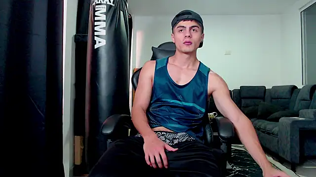 Stiven CL online show from 12/02/25, 09:54