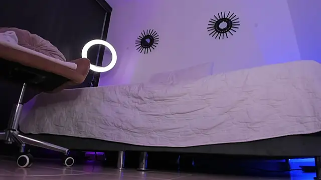 SexyCharlize08 online show from 03/19/25, 12:48