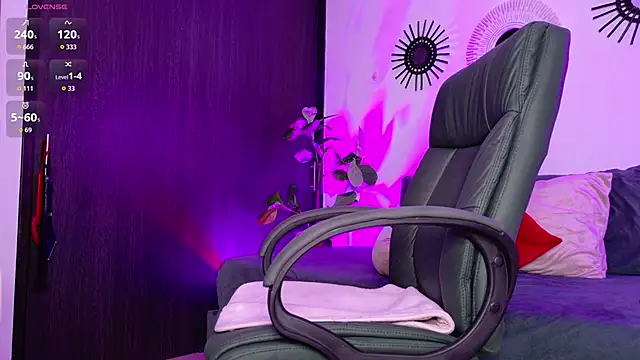 SexyCharlize08 online show from 10/16/25, 12:22