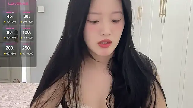 rose-u online show from 10/20/25, 01:50