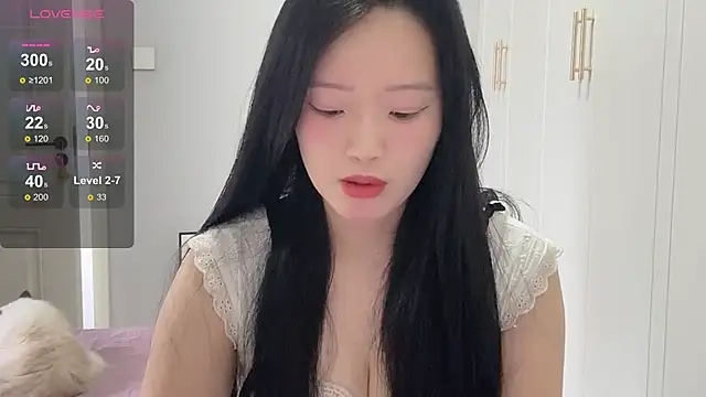 rose-u online show from 10/21/25, 02:12