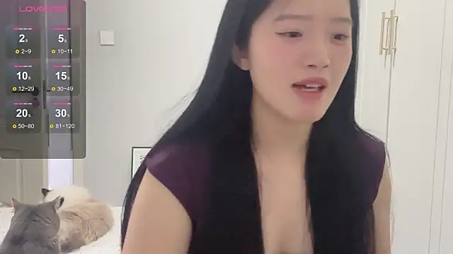 rose-u online show from 10/28/25, 01:31