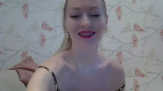 ZarinaSwift online show from 01/15/25, 04:47