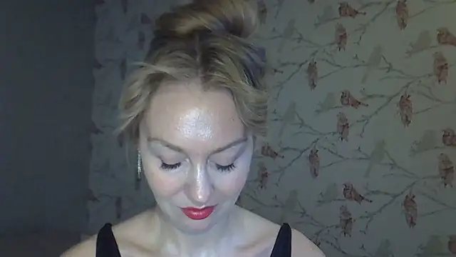 ZarinaSwift online show from 01/16/26, 04:27