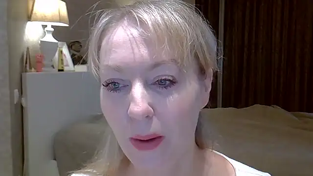 ZarinaSwift online show from 02/03/26, 04:21