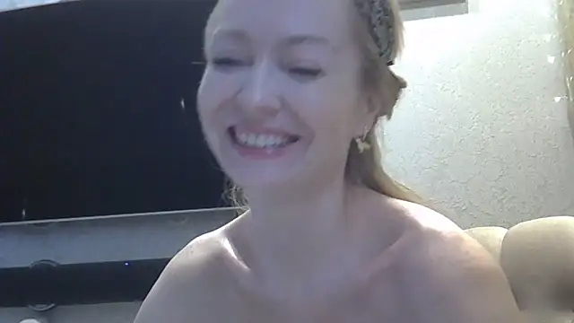 ZarinaSwift online show from 02/21/26, 06:36