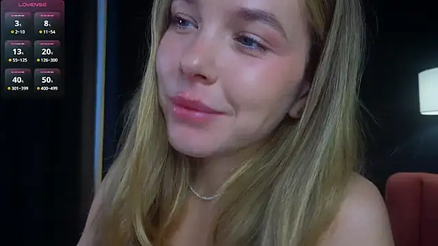 Snapshot of milly_shy chatting on 10/09/25, 07:17 milly shy online show from 10/09/25, 07:17