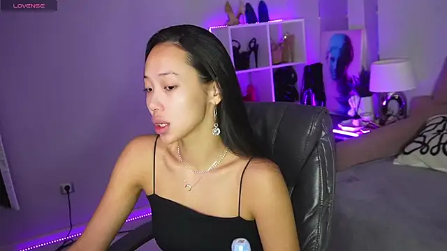  MIURA  online show from 10/19/25, 01:17