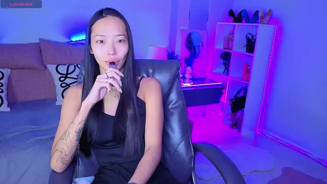  MIURA  online show from 11/14/25, 01:15