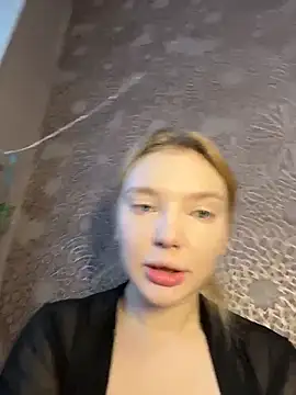 AmmyHot online show from 12/22/25, 04:42