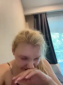 AmmyHot online show from 03/27/26, 08:26