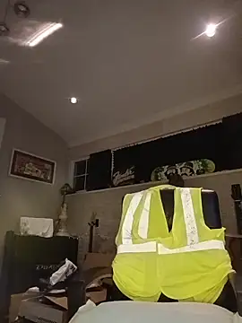 Hotbodyscottie online show from 11/14/25, 09:52