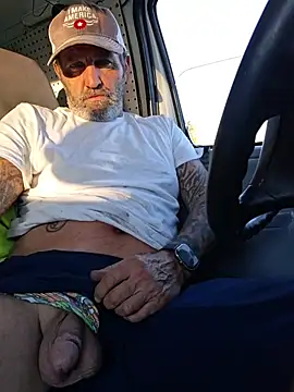 Hotbodyscottie online show from 02/10/26, 10:47