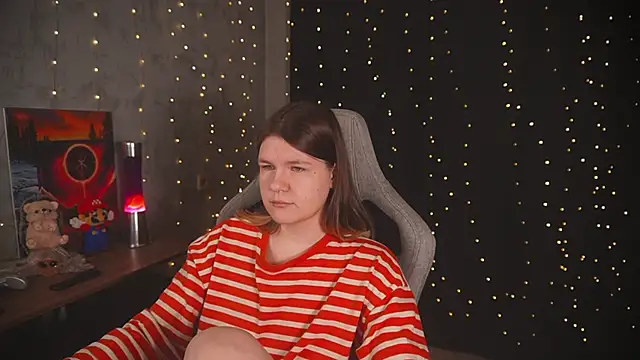 cuteamberlyyy online show from 12/22/25, 04:53