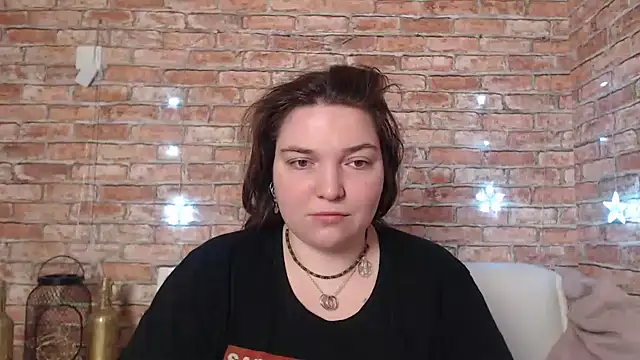 Amelia Kiss  online show from 01/15/25, 12:41