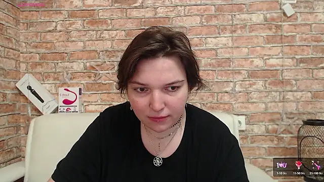 Amelia Kiss  online show from 02/05/26, 12:59