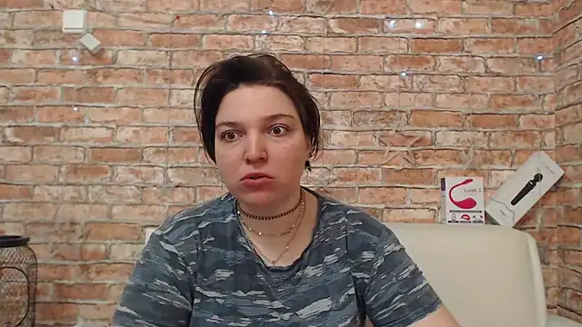 Amelia Kiss  online show from 04/02/26, 01:14