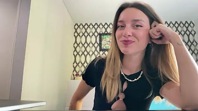 SirenaBelle online show from 02/08/25, 10:18