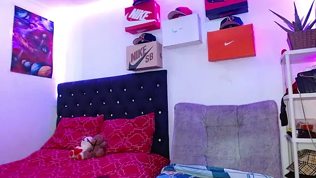 king  Black online show from 12/24/24, 04:30