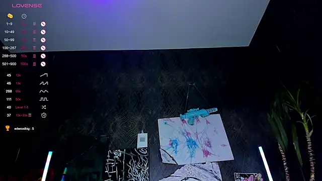 Snapshot of little_grinch666 chatting on 03/07/25, 09:48 little grinch666 online show from 03/07/25, 09:48