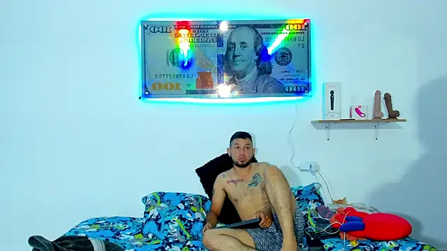 Snapshot of Bad_Couple_1 chatting on 03/13/25, 10:47 Bad Couple 1 online show from 03/13/25, 10:47