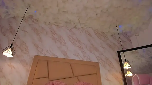  Hollywood 1 online show from 04/28/26, 03:33