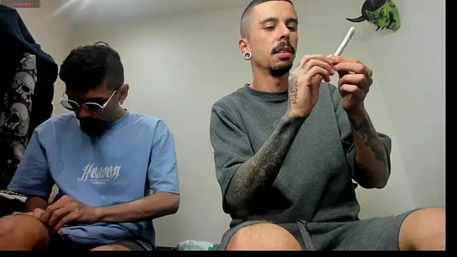 Aaron BigDickxxx online show from 05/01/26, 06:23