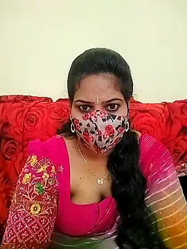 melina214 online show from 04/18/26, 03:32